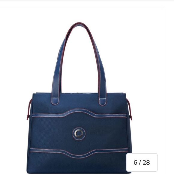 This is a DELSEY Paris Women's Chatelet Air 2.0 Shoulder Bag. - Picture 10 of 12
